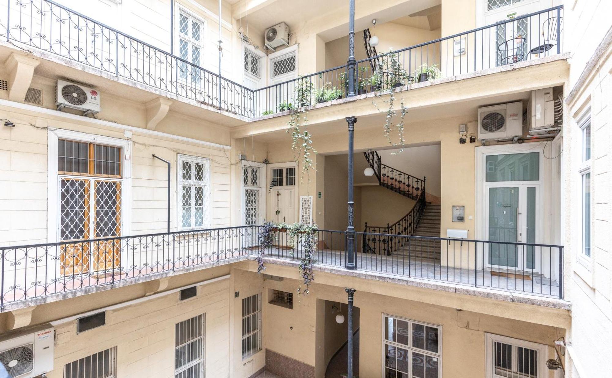 Andrassy Square Residence Budapest Exterior photo
